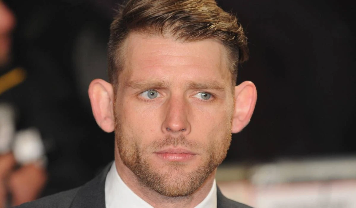 Actor chris coghill: age, wife and net worth