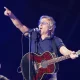 Roger Daltrey Singing on Stage