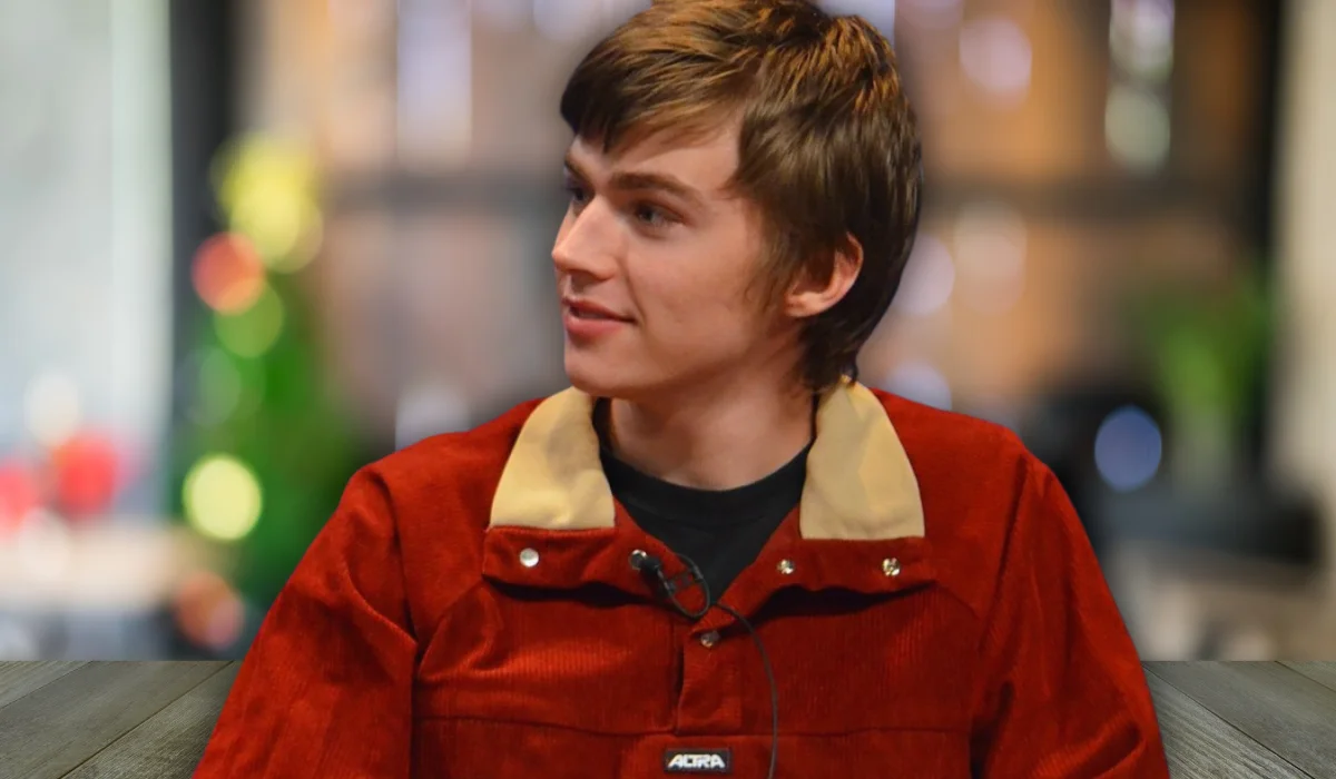 Close Portrait of Miles Heizer