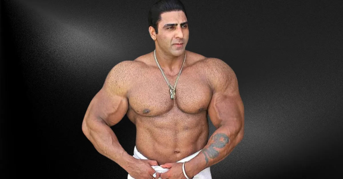 Varinder Singh Ghuman Posing