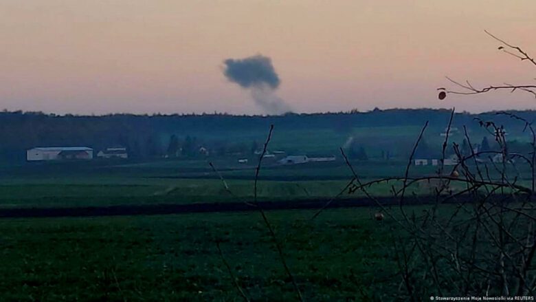 Según el gobierno polaco, un misil de fabricación rusa cayó en territorio polaco y mató a dos personas