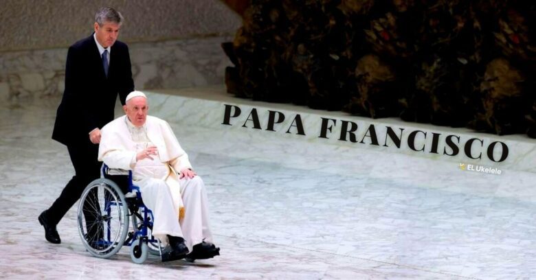 El Papa Francisco firma su renuncia por problemas de salud