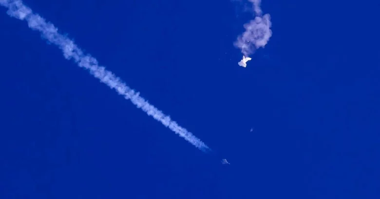 Otro objeto volador cae del cielo en US