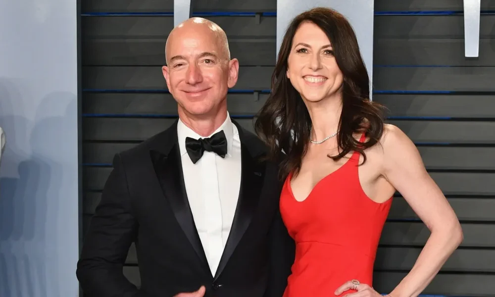 Cuánto recibió MacKenzie Scott de Jeff Bezos tras el divorcio