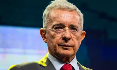 Álvaro Uribe Vélez Biografía