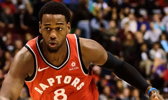 Jordan Loyd Pareja Actual Salario y Estadísticas
