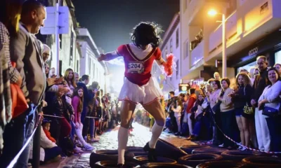 Mascarita Ponte Tacón en el Carnaval de Verano