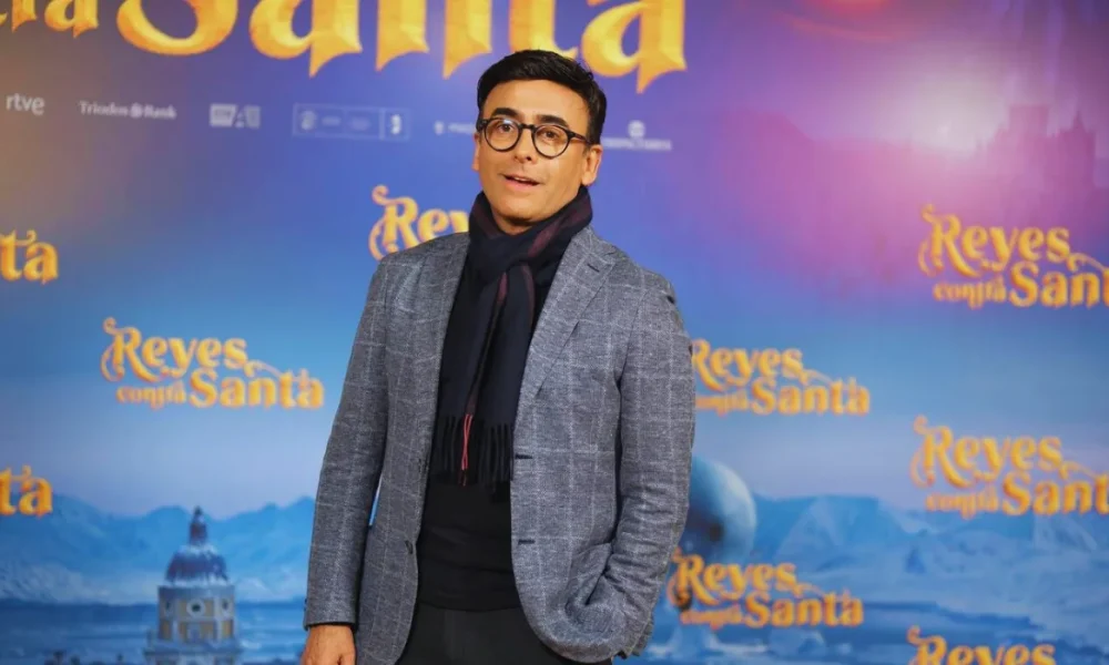 Retrato Cercano de Adal Ramones