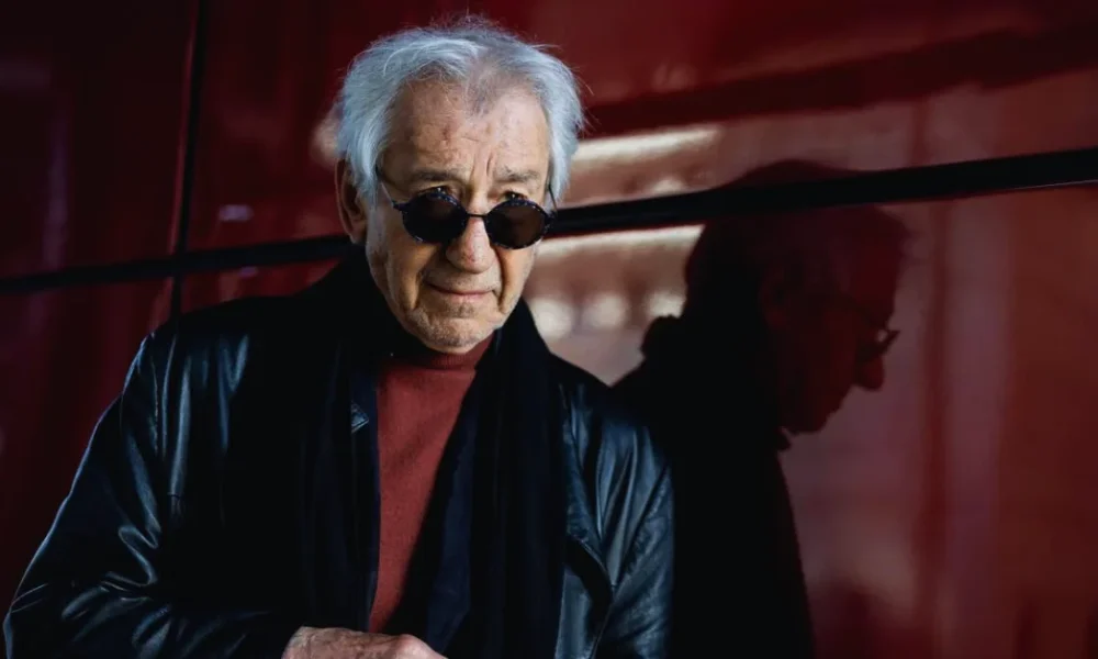 Retrato cercano de José Sacristán