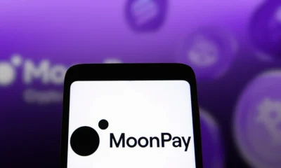 MoonPay y famosos cripto