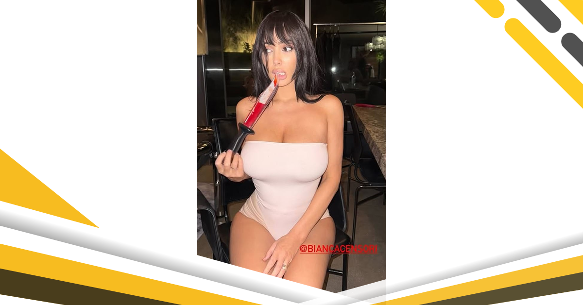 Los extraños dedos de Bianca Censori revelados durante un viaje familiar a Australia: ‘Muy extraños’