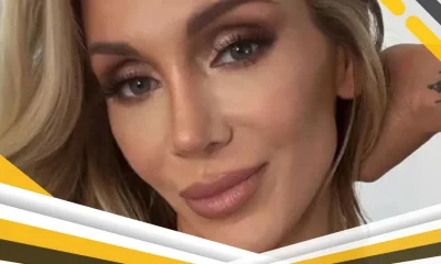 Charlotte Flair muestra su físico esculpido en bikini bañado por el sol